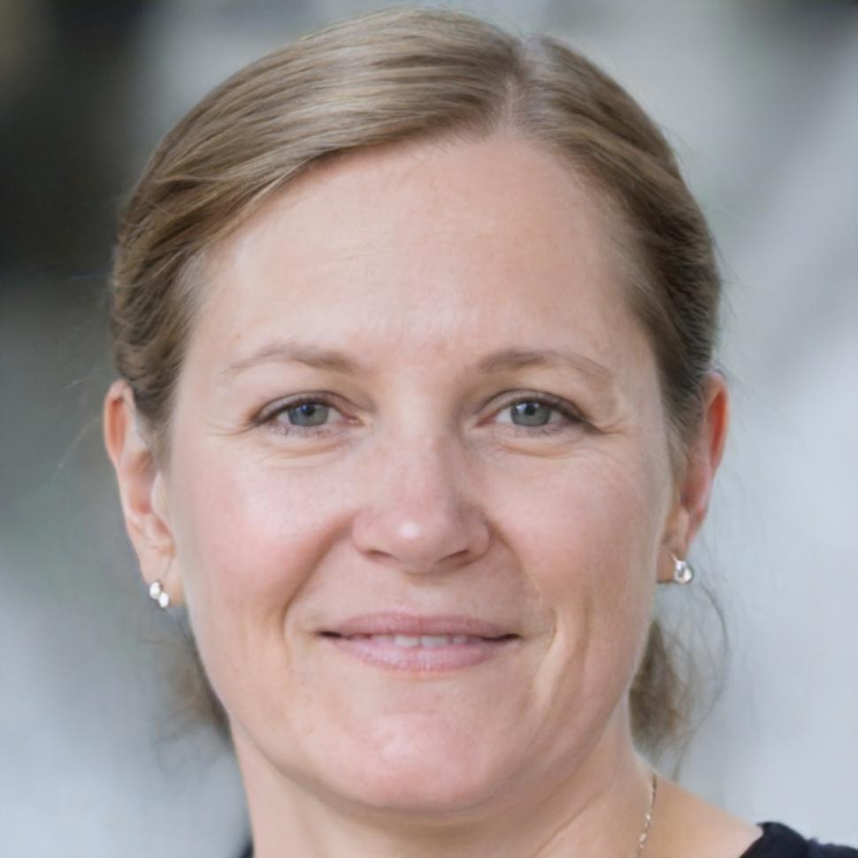 Saskia Thornberg financial communication student